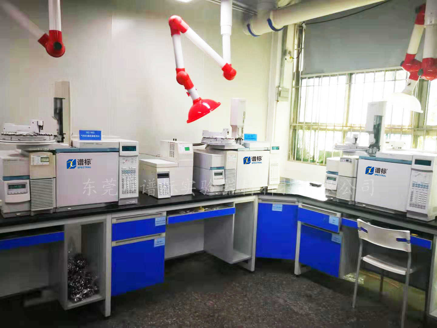 東莞某大型檢測機(jī)構(gòu)成功購買我司雙離子源氣相色譜質(zhì)譜聯(lián)用二手GCMS