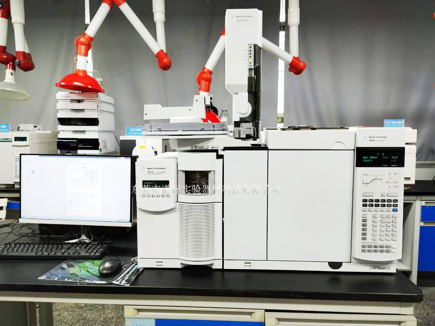 兩套安捷倫氣質聯(lián)用儀GCMS 7890A-5975C在東莞某檢測安裝調試完畢