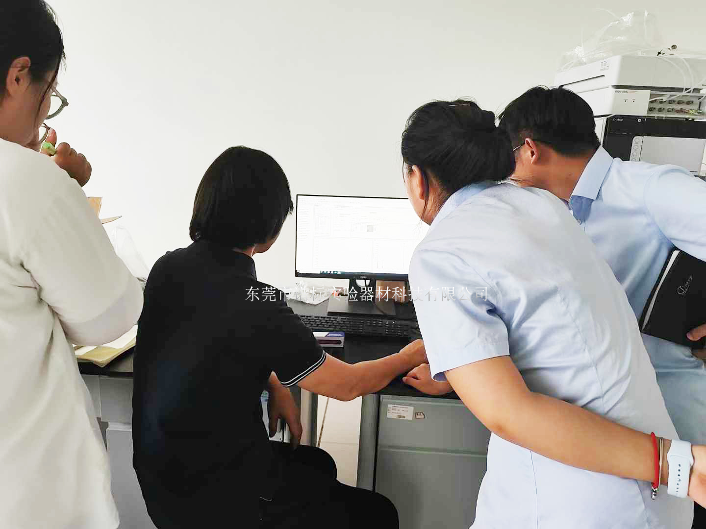7月11日新疆司法鑒定用AB SCIEX LCMSMS 5500＋30A測試毛發(fā)，汗液，尿液等含量